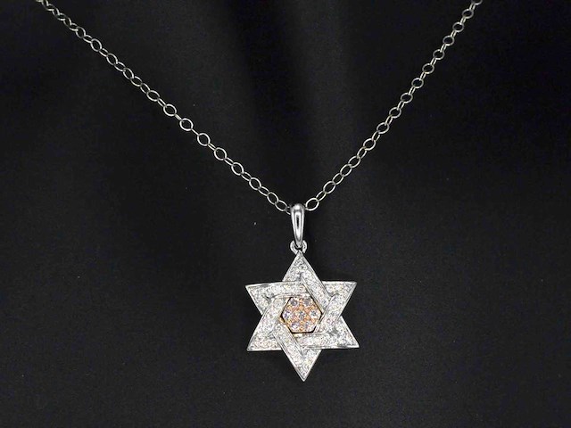 Davidster hanger met natuurlijke roze en witte diamanten van hoge kwaliteit - afbeelding 1 van  8