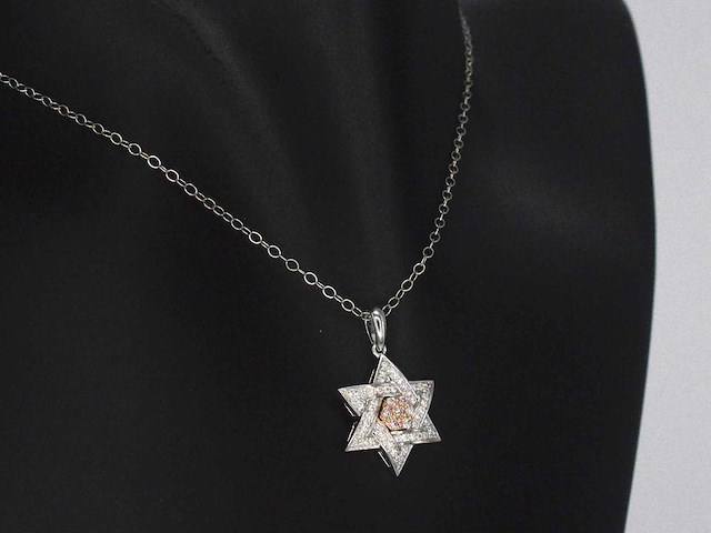 Davidster hanger met roze en witte diamanten - afbeelding 5 van  8