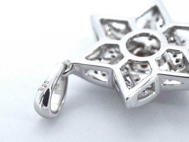 Davidster hanger met roze en witte diamanten - afbeelding 8 van  8