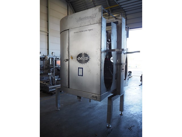 Davis - afbeelding 1 van  10