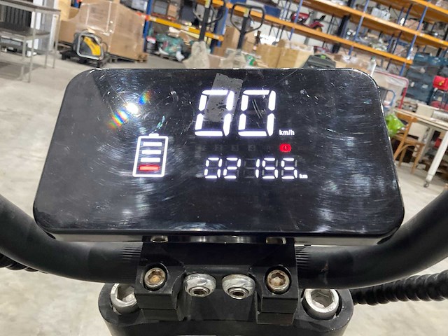 Dayi snorscooter e-gen 4.0al e-scooter - afbeelding 13 van  17