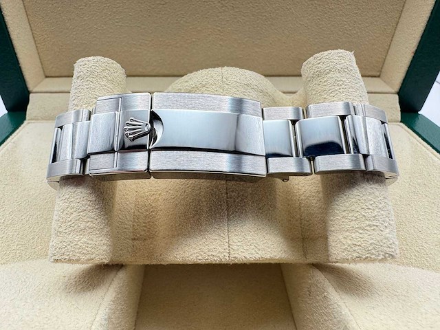 Daytona | 126500ln | black dial | new | 2025 - afbeelding 9 van  12