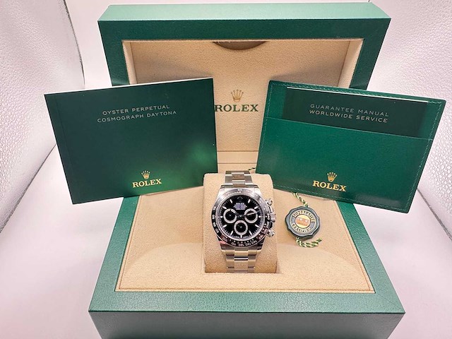 Daytona | 126500ln | black dial | new | 2025 - afbeelding 4 van  12