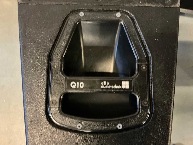 D&b audiotechnik - q10 - speakers (2x) - afbeelding 8 van  11