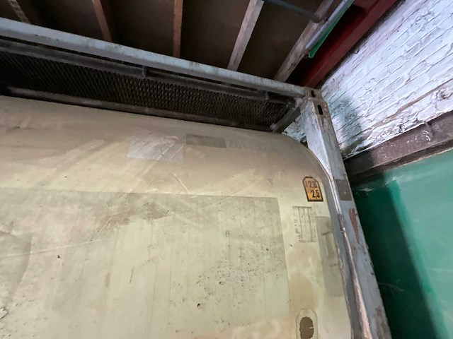 Db c15 tank container - afbeelding 11 van  22