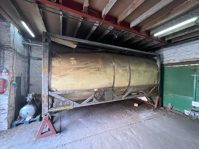 Db c15 tank container - afbeelding 13 van  22