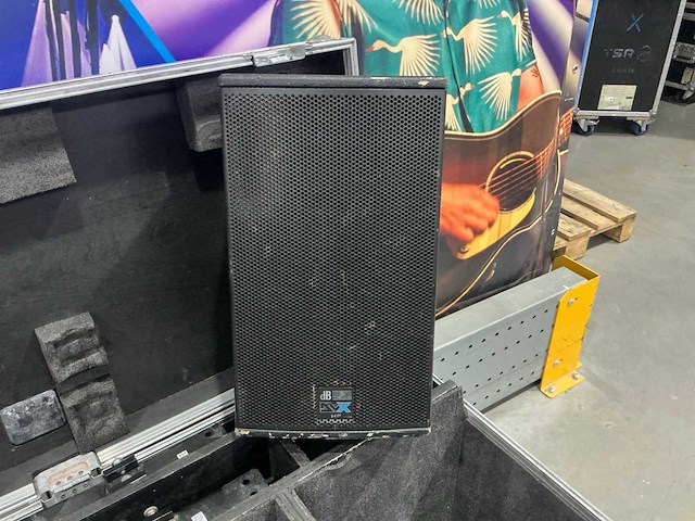 Db technologies dvx d10 speaker 10” (2x) - afbeelding 2 van  6