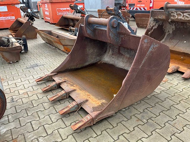 Db.800 graafbak - afbeelding 1 van  7