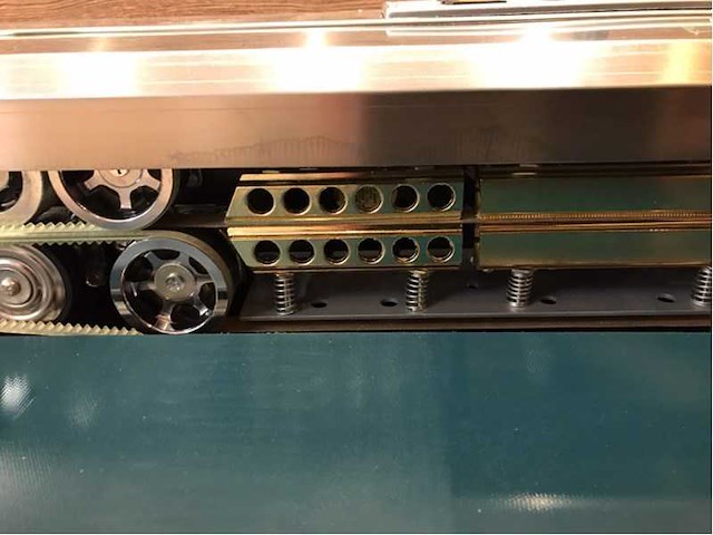 Dbf-900 zakken sluitmachine - afbeelding 4 van  4