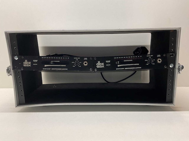 Dbx - audio processors - audio diversen - afbeelding 1 van  4