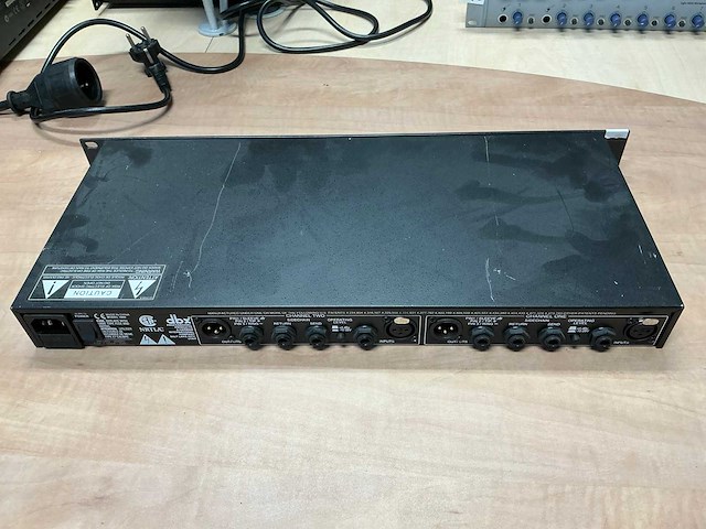 Dbx 1066xl stereo processor - afbeelding 3 van  4