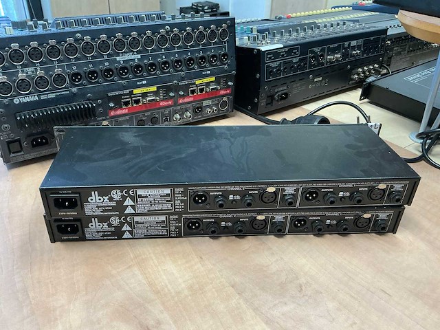 Dbx 166xl stereo processor (2x) - afbeelding 4 van  4
