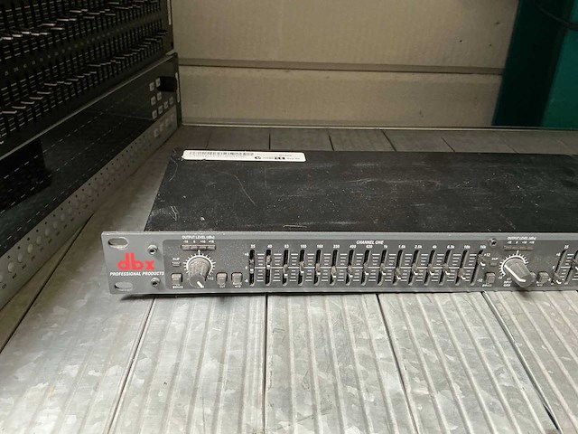 Dbx 215 graphic equalizer - afbeelding 3 van  4