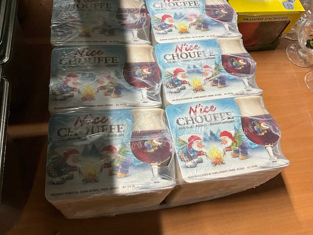 D’chouffe bierglazen en viltjes - afbeelding 3 van  3
