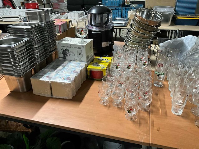 D’chouffe bierglazen en viltjes - afbeelding 2 van  7