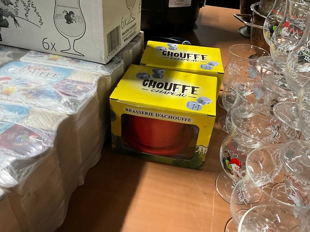 D’chouffe bierglazen en viltjes - afbeelding 5 van  7