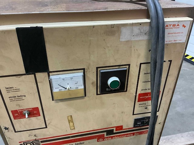 De 24/125 acculader - afbeelding 4 van  4