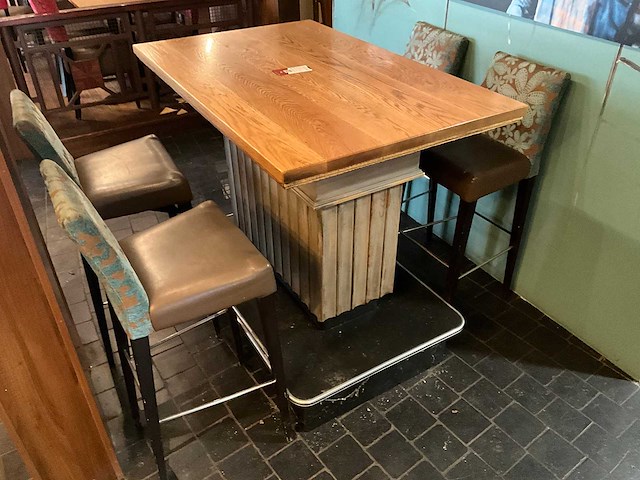 De arend - bartafel met 4 barkrukken - afbeelding 1 van  7