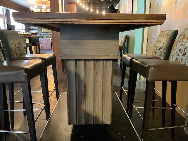 De arend - bartafel met 4 barkrukken - afbeelding 6 van  7