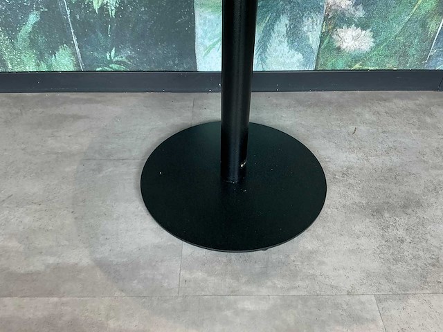 De arend - eiken ronde restauranttafel (2x) - afbeelding 3 van  4