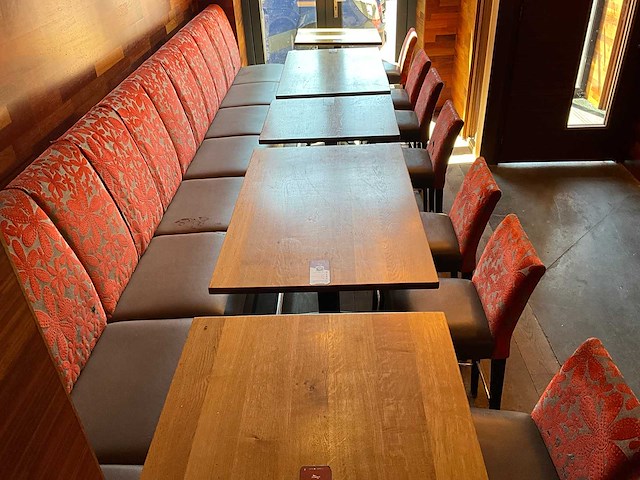 De arend - restaurantbank met 5 tafels en 7 krukken - afbeelding 6 van  8