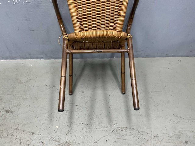 De arend - restauranttafel 70x70x78 cm met drie stoelen - afbeelding 2 van  11