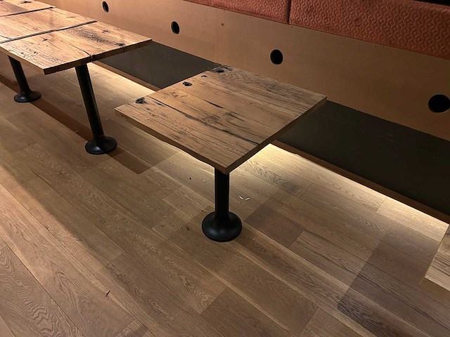 De arend - vloergemonteerde restauranttafel (5x) - afbeelding 8 van  9