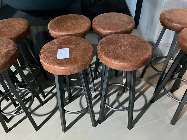 De arend barkruk (4x) - afbeelding 1 van  5