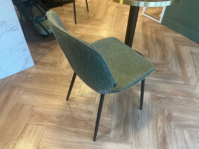 De arend tafel en stoelen (4x) - afbeelding 9 van  10