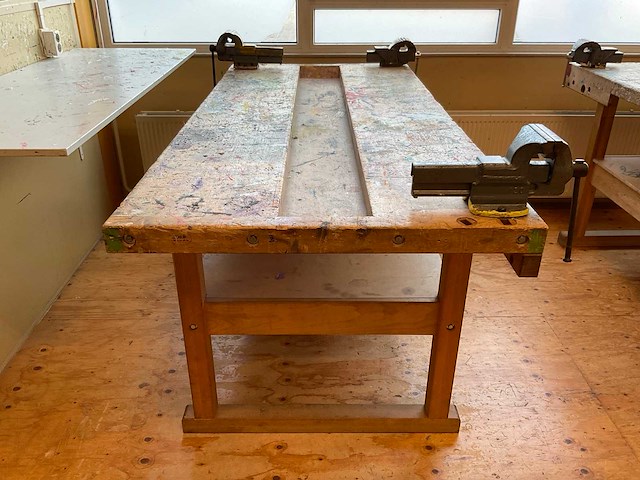 De beuk timmermans werkbank - afbeelding 2 van  7