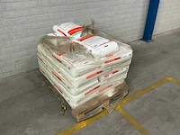 De-icing salt - unsieved partij - zoutstrooier - afbeelding 2 van  8