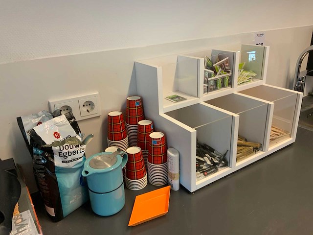 De inhoud van een pantry - afbeelding 6 van  10