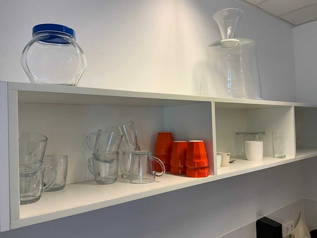 De inhoud van een pantry - afbeelding 7 van  10