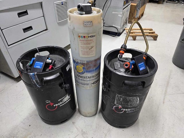 De-ionistie vat met meter t.b.v. edm (3x) - afbeelding 4 van  5