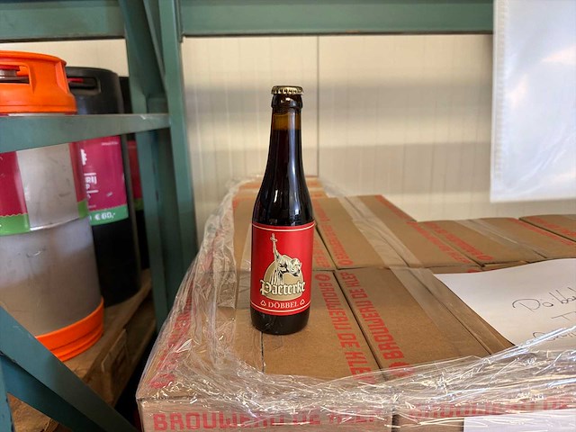 De klep - bock 12x33cl bier (213x) - afbeelding 1 van  4