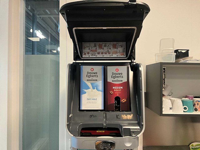 De koffiemachine - afbeelding 4 van  4