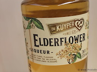 De kuyper elderflower likeur - 70 cl - winkelverkoopprijs € 10.95 - afbeelding 2 van  3