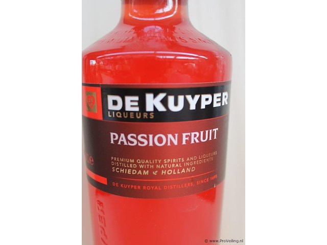 De kuyper passion fruit likeur - 50 cl - winkelverkoopprijs € 10.00 - afbeelding 2 van  3