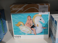 De luxe pegasus bestway , afm. 231 cm x 150 cm. - afbeelding 1 van  2