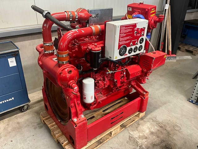 De maas doosan dieselmotor waterpomp - afbeelding 4 van  11