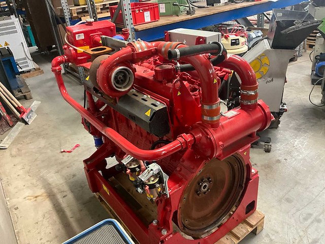 De maas doosan dieselmotor waterpomp - afbeelding 5 van  11