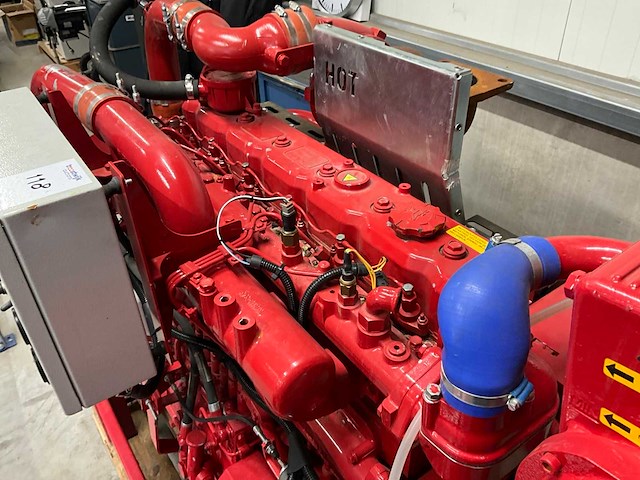 De maas doosan dieselmotor waterpomp - afbeelding 9 van  11
