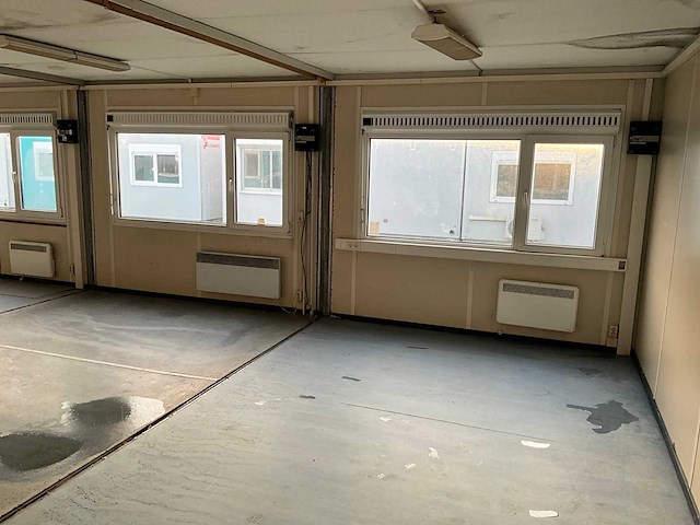 De meeuw ku geschakelde bouw unit - afbeelding 19 van  20