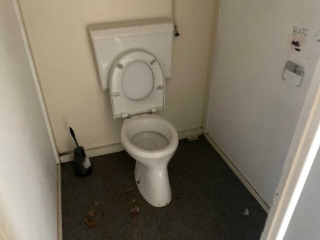 De mors sanitairunit - afbeelding 5 van  9