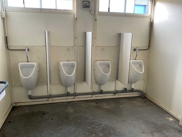 De mors sanitairunit - afbeelding 2 van  5