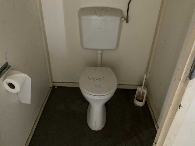 De mors sanitairunit - afbeelding 3 van  5