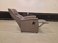 De toekomst - fiesta - relaxfauteuil - sta-op stoel - arm chair - afbeelding 2 van  11