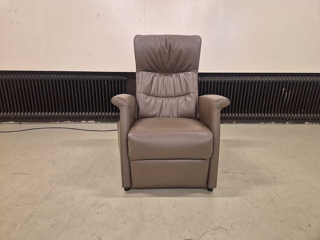 De toekomst - fiesta - relaxfauteuil - sta-op stoel - arm chair - afbeelding 4 van  11