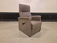 De toekomst - fiesta - relaxfauteuil - sta op stoel - arm chair - afbeelding 8 van  11