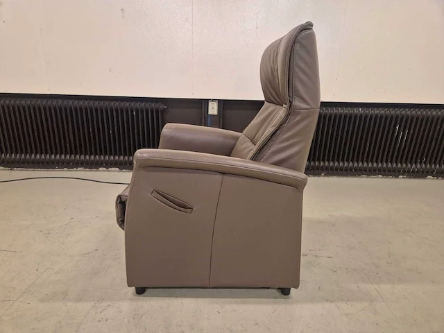 De toekomst - fiesta - relaxfauteuil - sta op stoel - arm chair - afbeelding 11 van  11